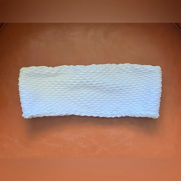 Booty by Brabants CROCO SKIN BANDEAU TOP WHITE - Picture 2 of 4